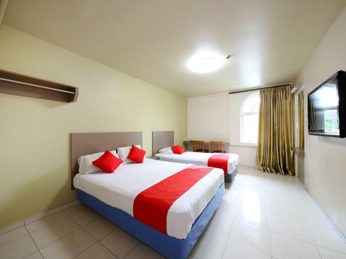 Oyo 434 Marbella Hotel Johor Bahru Exterior foto